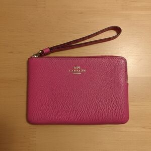 Coach Corner Zip Wristlet Wallet In Confetti Pink (NWT)